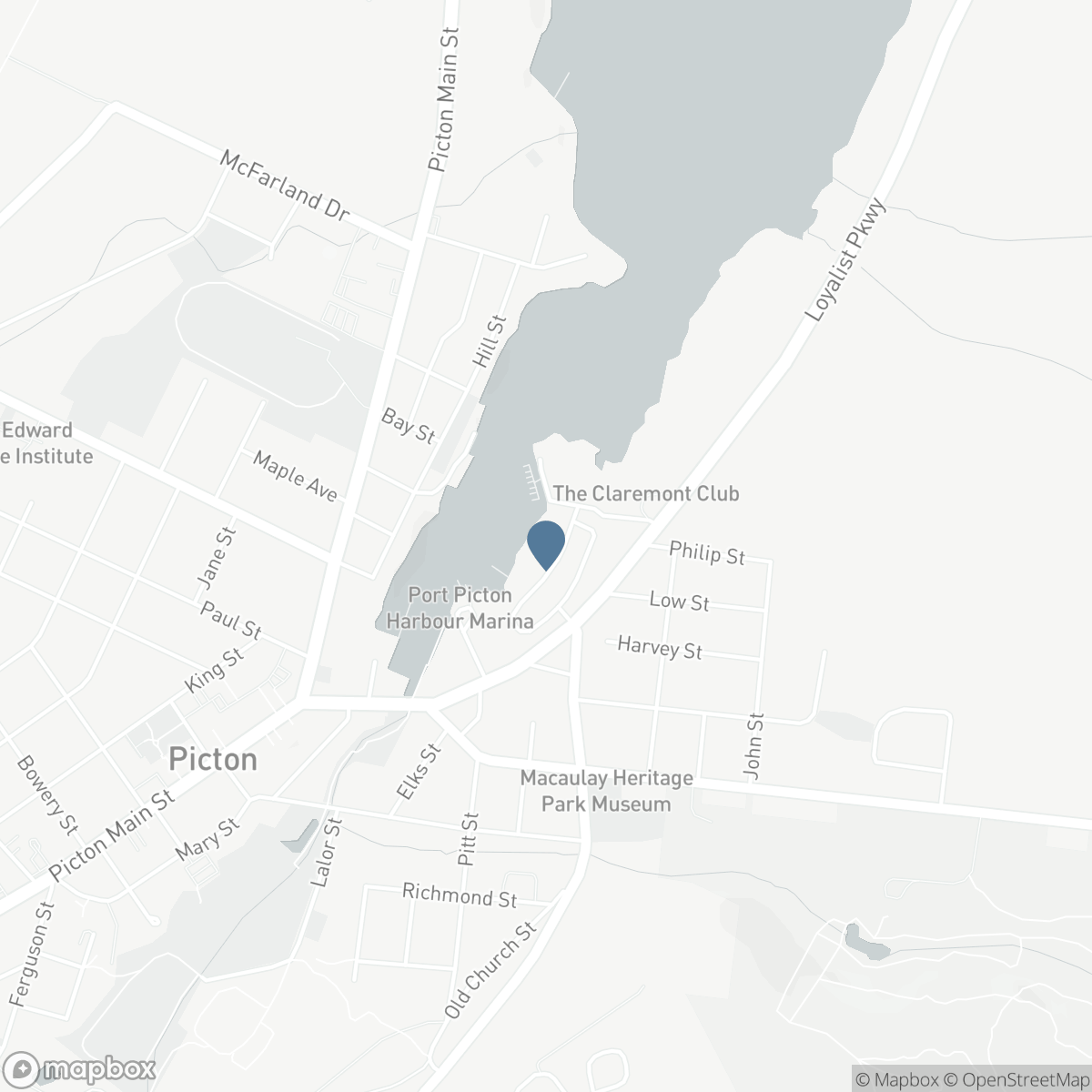 107 VILLENEUVE DRIVE, Prince Edward, Ontario K0K 2T0